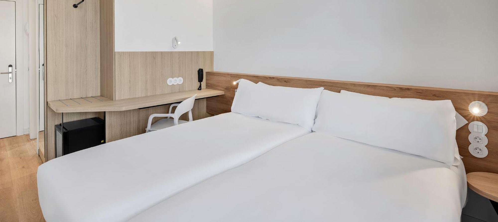 Valencia Hotel 2*